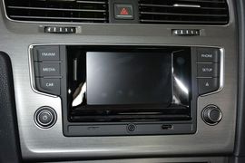 2016款大众高尔夫1.4TSI自动豪华型