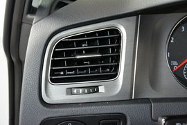 2016款大众高尔夫1.4TSI自动豪华型