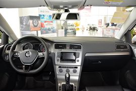 2016款大众高尔夫1.4TSI自动豪华型