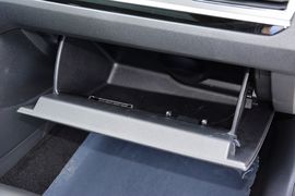 2016款大众全新宝来1.6L手动舒适型