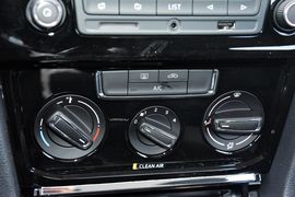 2016款大众全新宝来1.6L手动舒适型