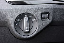 2016款大众全新宝来1.6L手动舒适型