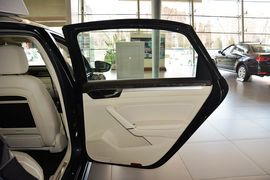 2016款大众帕萨特380TSI