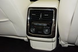2016款大众帕萨特380TSI
