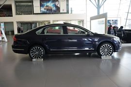2016款大众帕萨特380TSI