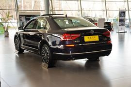 2016款大众帕萨特380TSI