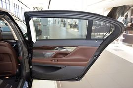 2016款宝马730Li领先型