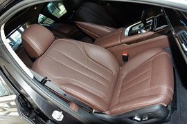 2016款宝马730Li领先型
