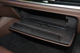 2016款宝马730Li领先型
