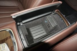 2016款宝马730Li领先型