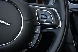 2016款捷豹XJL