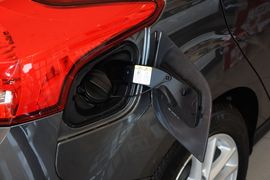 2015款福特福克斯两厢1.6L自动舒适型
