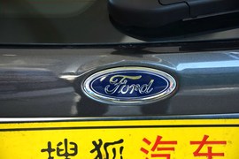 2015款福特福克斯两厢1.6L自动舒适型