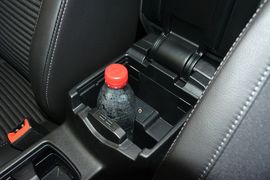 2015款福特福克斯两厢1.6L自动舒适型
