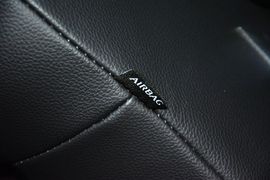 2015款福特福克斯两厢1.6L自动舒适型