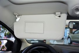 2015款福特福克斯两厢1.6L自动舒适型