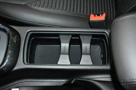 2015款福特福克斯两厢1.6L自动舒适型