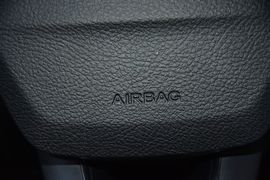 2015款福特福克斯两厢1.6L自动舒适型