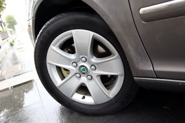 2010款斯柯达新明锐试驾