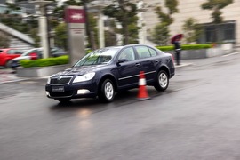 2010款斯柯达新明锐试驾