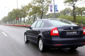 2010款斯柯达新明锐试驾