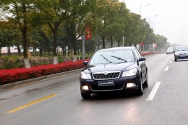 2010款斯柯达新明锐试驾