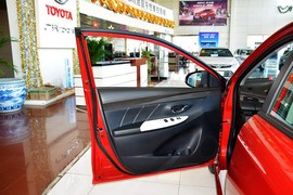 2015款丰田致炫1.5G自动炫动天窗特别版