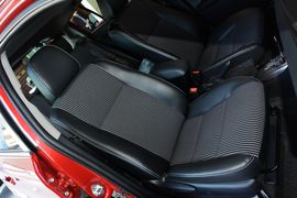 2015款丰田致炫1.5G自动炫动天窗特别版