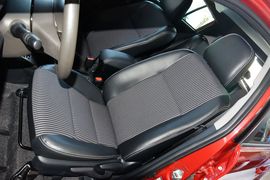 2015款丰田致炫1.5G自动炫动天窗特别版