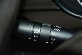   2015款丰田致炫1.5G自动炫动天窗特别版