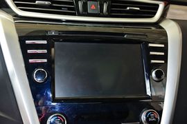 2015款日产楼兰2.5