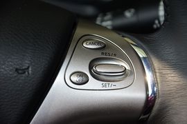 2015款日产楼兰2.5