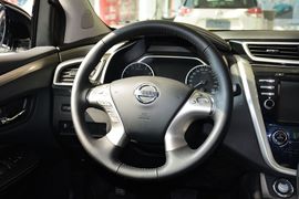 2015款日产楼兰2.5