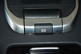 2016款奇瑞路虎发现神行2.0T