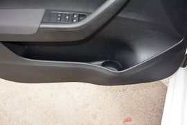 2015款斯柯达晶锐1.6L自动运动版