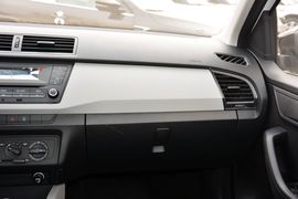 2015款斯柯达晶锐1.6L自动运动版