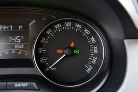 2015款斯柯达晶锐1.6L自动运动版