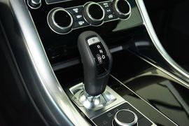2016款路虎揽胜运动版3.0
