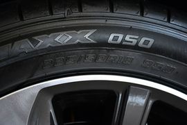 2016款斯巴鲁力狮2.5L全驱荣耀版