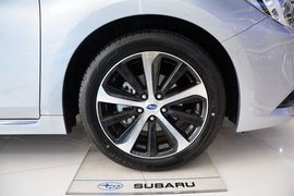 2016款斯巴鲁力狮2.5L全驱荣耀版