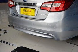 2016款斯巴鲁力狮2.5L全驱荣耀版