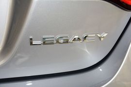 2016款斯巴鲁力狮2.5L全驱荣耀版