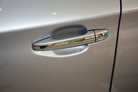 2016款斯巴鲁力狮2.5L全驱荣耀版