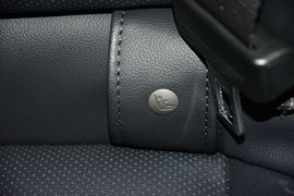 2016款斯巴鲁力狮2.5L全驱荣耀版