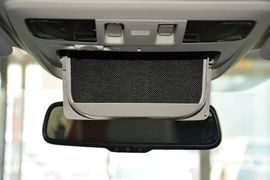 2016款斯巴鲁力狮2.5L全驱荣耀版