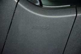 2016款路虎发现神行2.0T