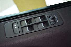 2016款路虎发现神行2.0T