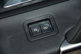 2016款路虎发现神行2.0T