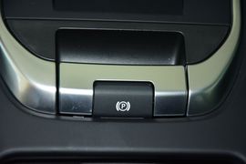 2016款路虎发现神行2.0T