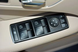 2015款奔驰E260L运动型